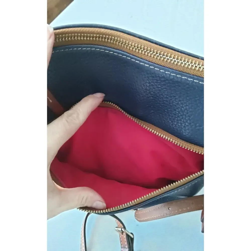 Dooney & Bourke Pebbled Grain leather Crossbody handbag navy/brown old money - Picture 9 of 13